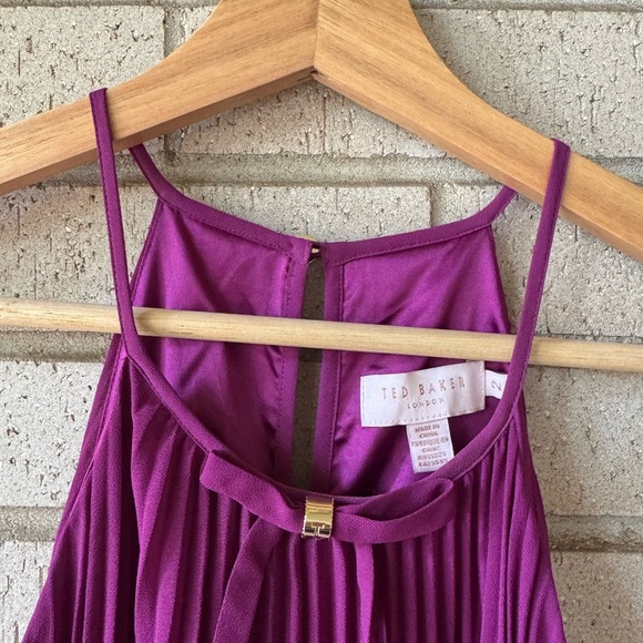 Ted Baker Emelay Magenta Pleated Dress – Size 6, Cocktail Party Halter Style - Picture 3 of 7